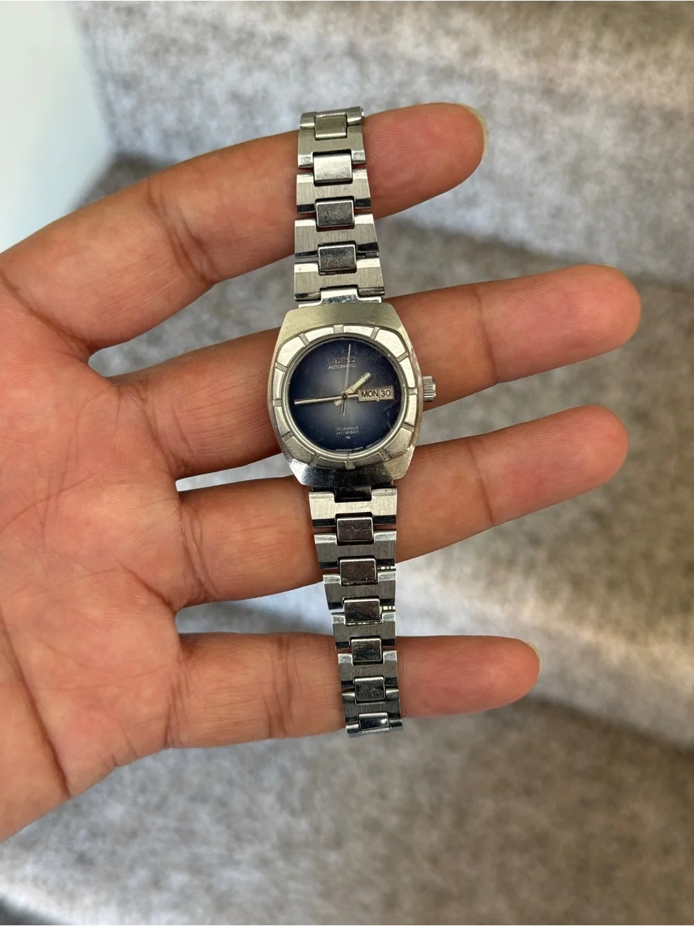 Seiko vintage automatic  Blue Dial Day-Date Watch Womens rare find